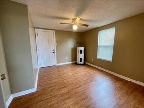 2122 Stander Pl in Chalmette, LA - Foto de edificio - Building Photo