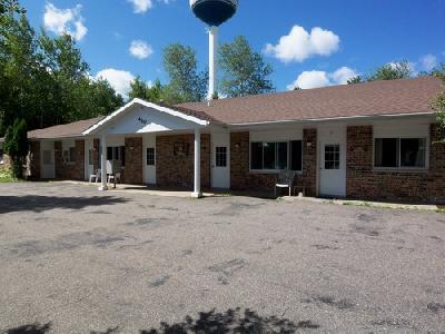 421 Michigan St in Eagle River, WI - Building Photo