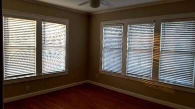 901 N Bishop Ave-Unit -D in Dallas, TX - Building Photo - Building Photo