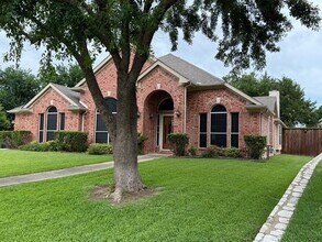 405 Love Bird Ln in Murphy, TX - Building Photo - Building Photo