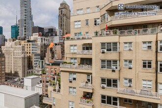 28 Park Ave in New York, NY - Foto de edificio - Building Photo