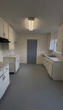 440 S Mistletoe Ave in San Jacinto, CA - Foto de edificio - Building Photo