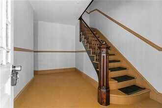13 Lincoln St in Newport, RI - Building Photo - Building Photo