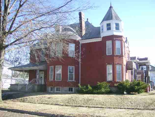 501 S Grand Ave in Sedalia, MO - Building Photo