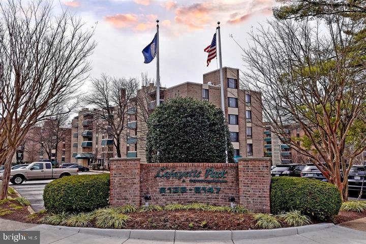 6147 Leesburg Pike in Falls Church, VA - Building Photo