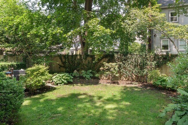 117 Brattle St in Cambridge, MA - Building Photo - Building Photo