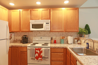 Atrium Suites in Fort Collins, CO - Building Photo - Interior Photo