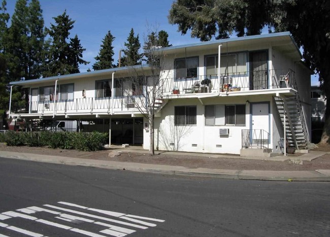 1463 Marclair Dr in Concord, CA - Building Photo - Floor Plan