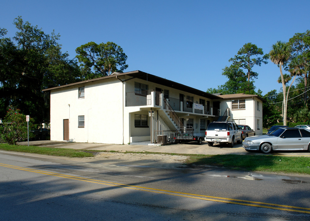 201 Shady Pl in Daytona Beach, FL - Building Photo