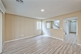 1051 Overture Dr in Las Vegas, NV - Building Photo - Building Photo