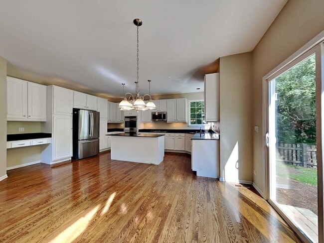 7401 Brentwood Ln in Gurnee, IL - Building Photo - Building Photo