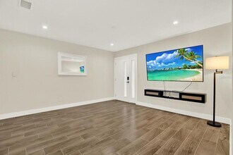 1910 E Wilder Ave in Tampa, FL - Building Photo - Building Photo