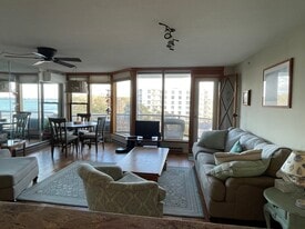 215 E Grand Ave, Unit Diplomat unit 607 in Old Orchard Beach, ME - Building Photo