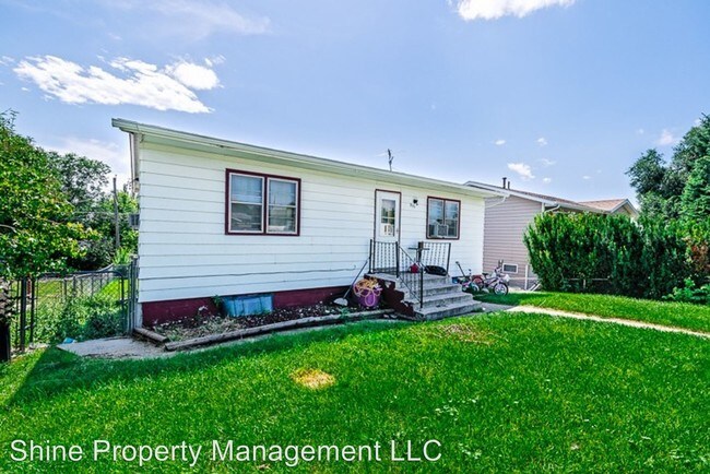 211 E Custer St in Rapid City, SD - Building Photo - Building Photo