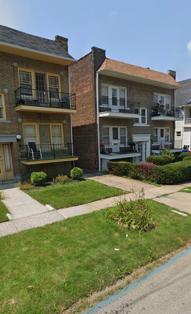 3644 E 146th St Rentals in Cleveland, OH