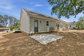 705 Woodmore Ln in Chattanooga, TN - Building Photo - Building Photo