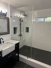 372 S Whipple St in Fort Bragg, CA - Building Photo - Building Photo