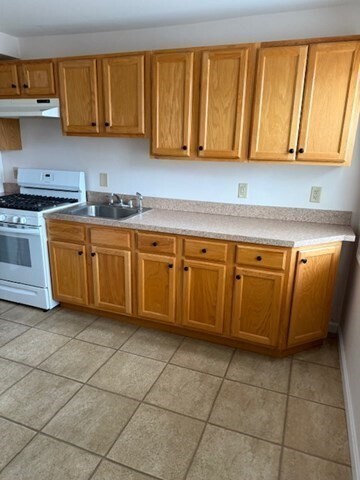 89 Willard St in Ayer, MA - Building Photo