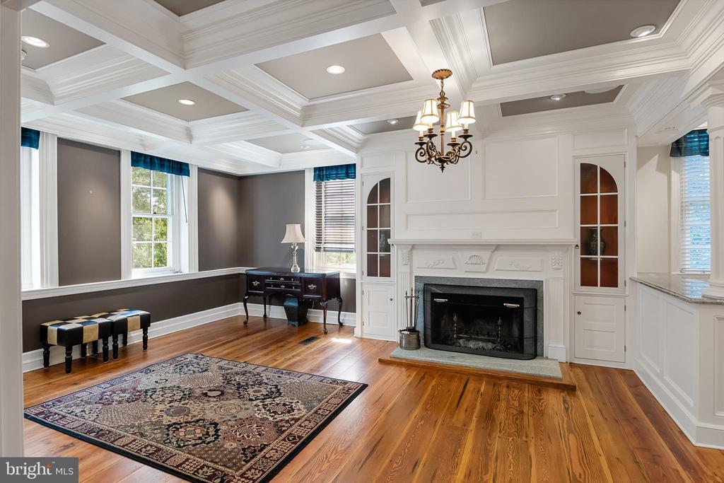 100 Birmingham Rd in Pemberton, NJ - Building Photo