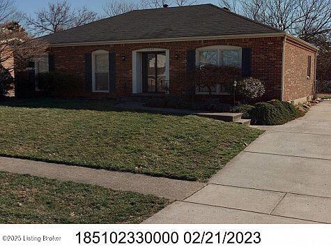 4315 Woodgate Ln in Louisville, KY - Building Photo