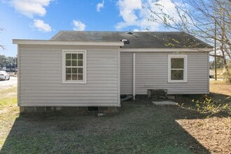 610 Wondertown Dr in Erwin, NC - Building Photo - Building Photo