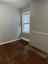 4002 Southern Pky, Unit 2 in Louisville, KY - Building Photo - Building Photo