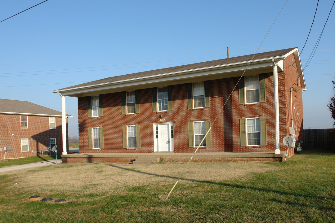 430-460 Joy Ave in Mount Washington, KY - Building Photo