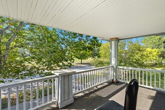 1714 Castle Ave, Unit Upper in Cleveland, OH - Foto de edificio - Building Photo