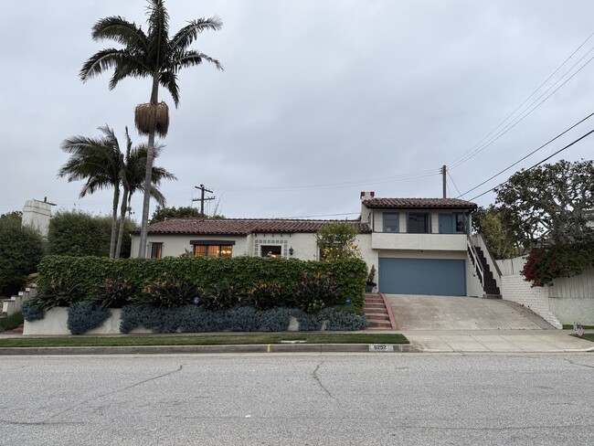 8252 Rees St, Unit Spanish Cottage