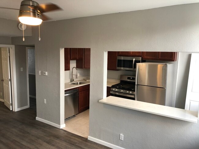 5316 Butler St, Unit Floor 3