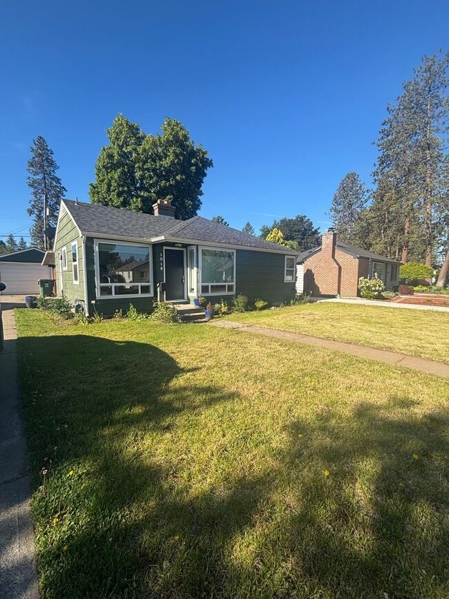 property at 1018 E 40th Ave