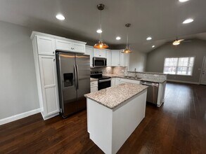 3430 Crawford Dr SE in Cleveland, TN - Building Photo - Building Photo