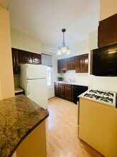 39 W 35th St in Bayonne, NJ - Building Photo - Building Photo