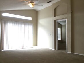 1468 Carey Glen Cir in Orlando, FL - Building Photo - Building Photo