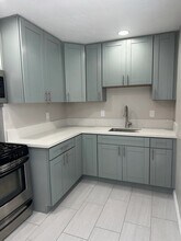 751 Vista Dr in Emerald Hills, CA - Building Photo - Building Photo