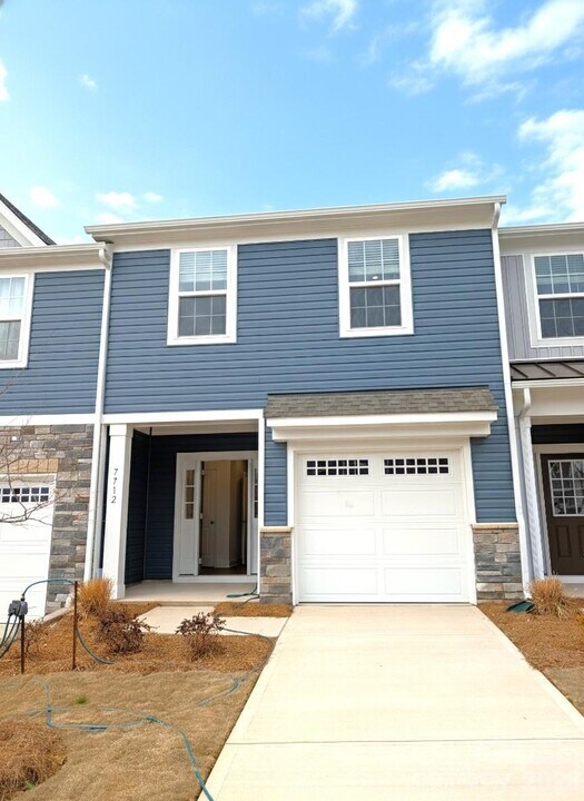 7712 Ethora Wy in Charlotte, NC - Building Photo