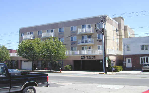 Hanover Square in Cliffside Park, NJ - Building Photo