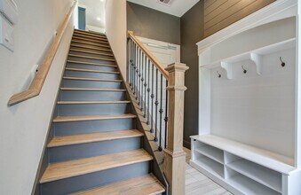 2812 Grand Fountains Dr in Houston, TX - Building Photo - Building Photo