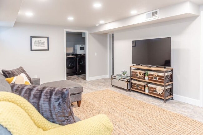 1718 Virginia Ln in Billings, MT - Building Photo - Building Photo