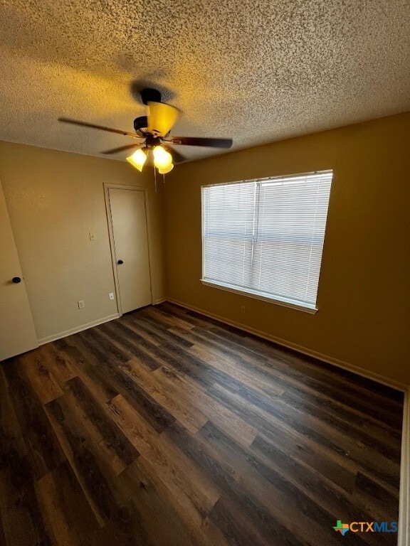 property at 202 S Walnut St