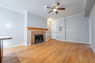 869 W Cornelia Ave in Chicago, IL - Building Photo - Building Photo