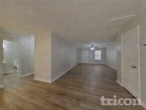 8810 Michaw Ct in Charlotte, NC - Foto de edificio - Building Photo