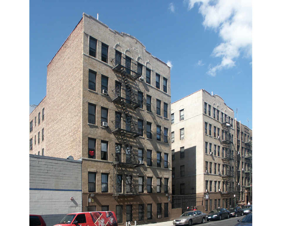 1967-1971 Marmion Ave in Bronx, NY - Building Photo