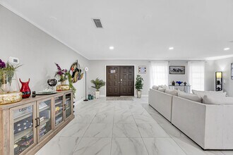 1618 The 12th Fairway in Wellington, FL - Building Photo - Building Photo