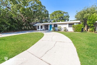 2120 Catalina Dr in Clearwater, FL - Foto de edificio - Building Photo