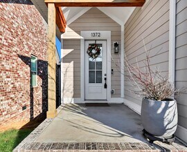 1372 Hicks Edgen Rd in Pleasant View, TN - Building Photo - Building Photo