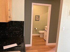 2106 NE 44th St in Lighthouse Point, FL - Building Photo - Building Photo