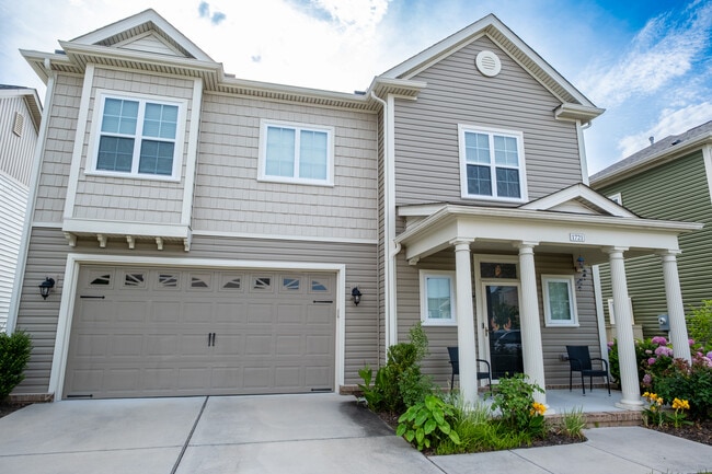 1721 Paulet Dr