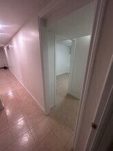 41 Cartwright Av in Toronto, ON - Building Photo - Building Photo