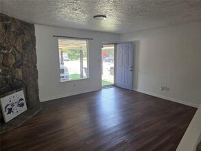 635 Sinclair Dr in Norman, OK - Building Photo - Building Photo